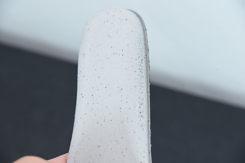 Ba*len*cia*ga runner sneaker