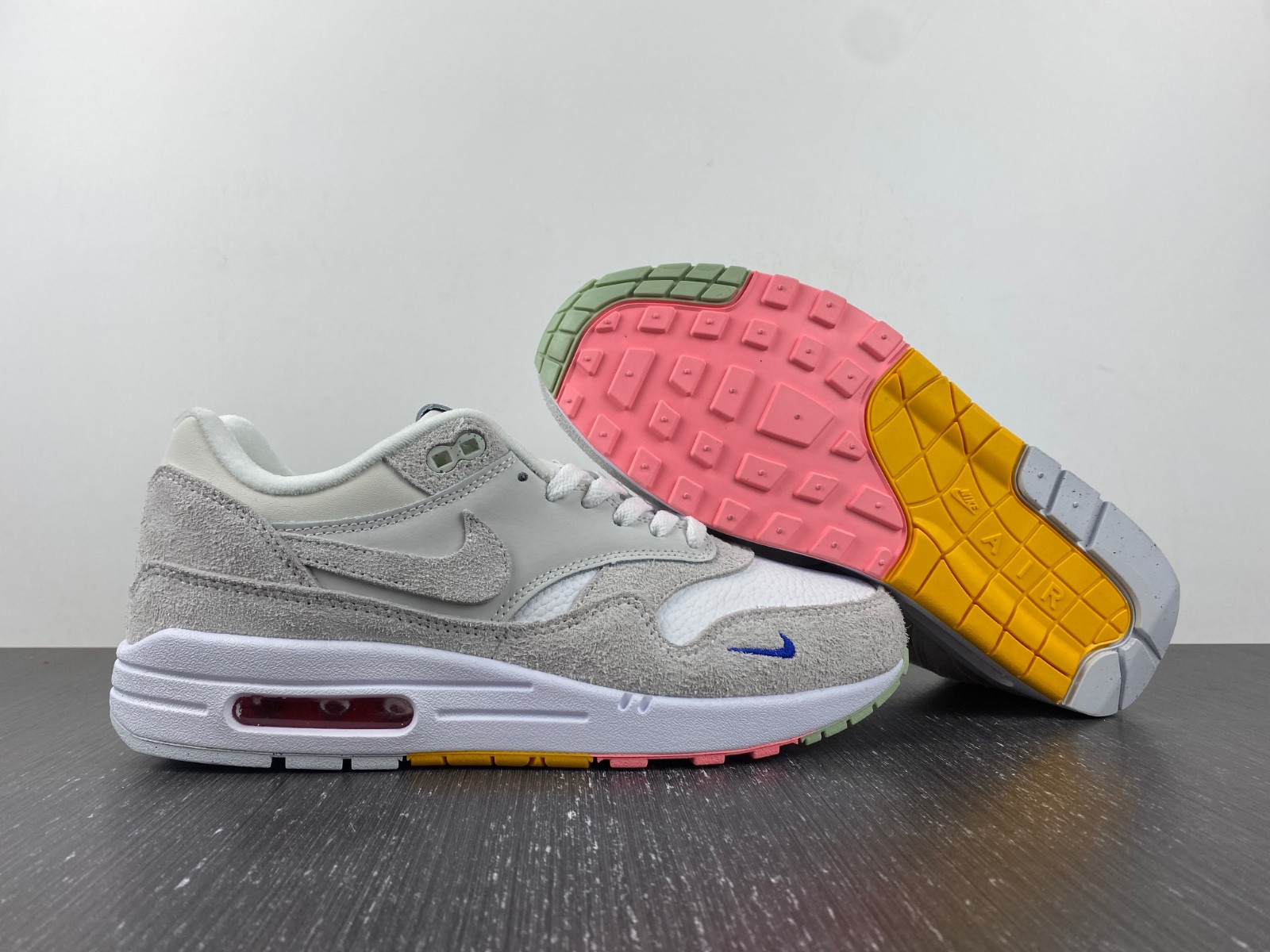 nike air max 1 pom pom polka dot fb4959-121