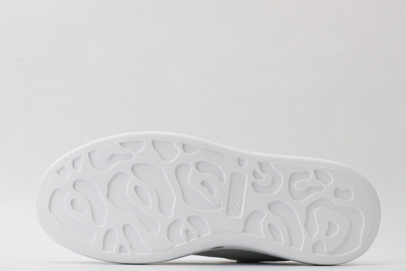 alexer mceen sneakers