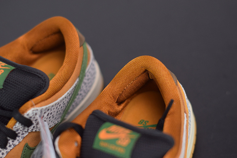 nike sb dunk low “safari” cd2563-002