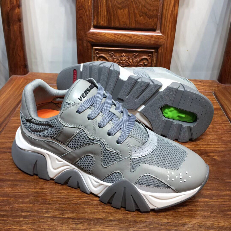 vs chain reaction sneakers