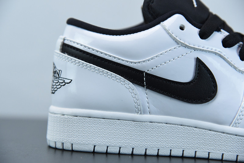 air jordan 1 low white black 553560-103