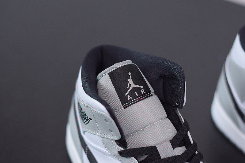 air jordan 1 mid "light smoke grey" 554724-092