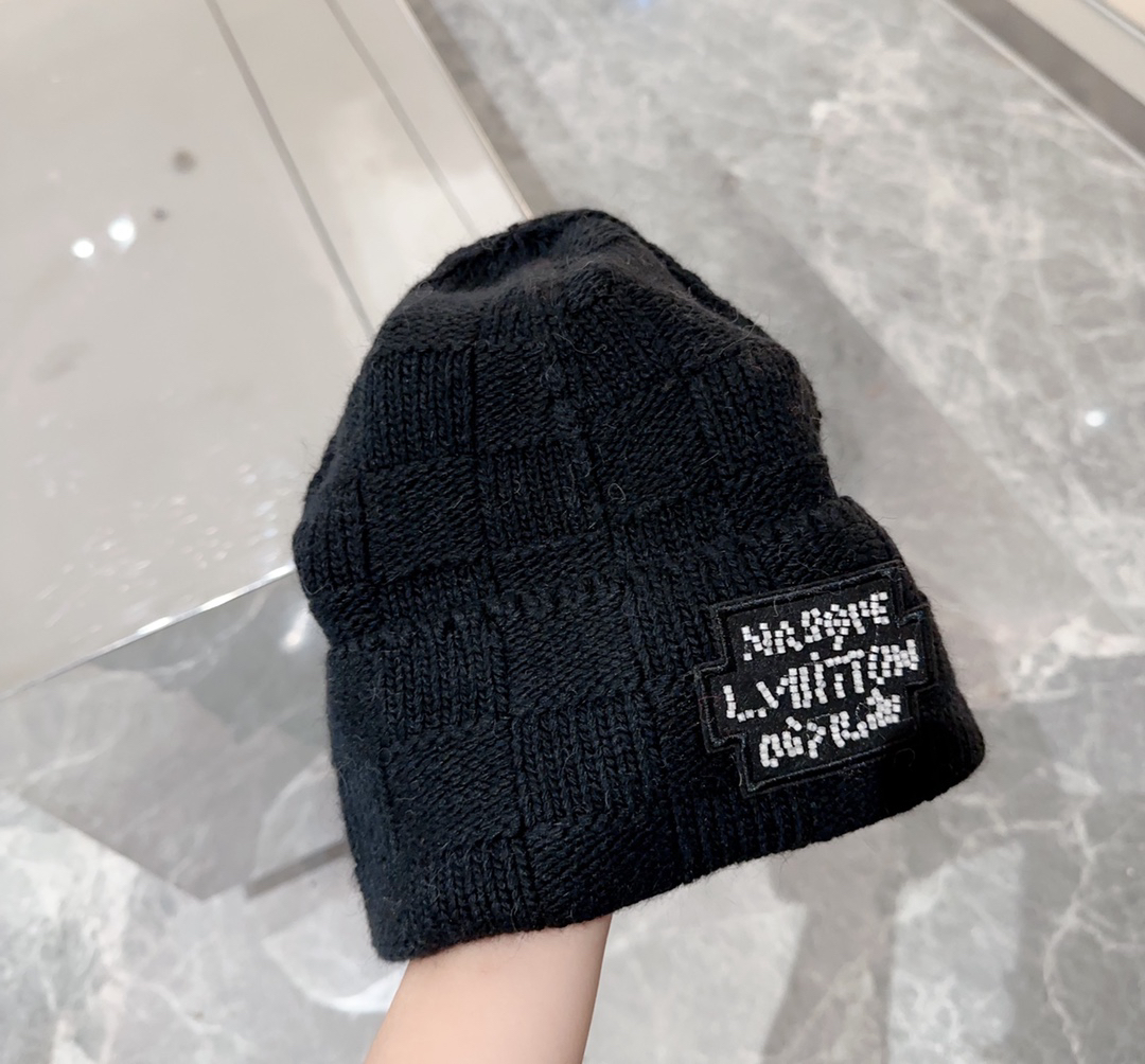 lvt Hat