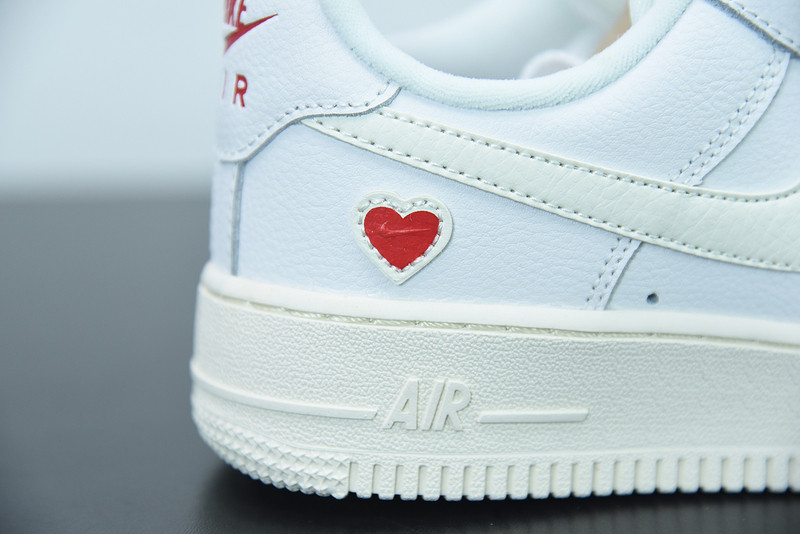 nike air force 1 low valentines day（2021）dd7117-100