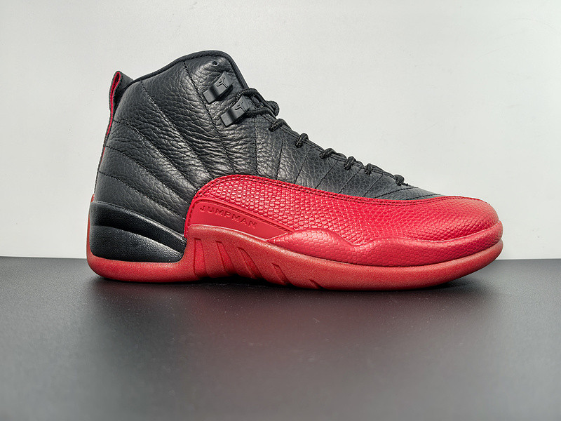Air Jordan 12