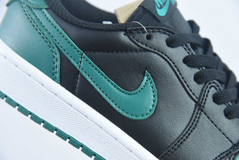 air jordan 1 low og "black gorge green" cz0775-036