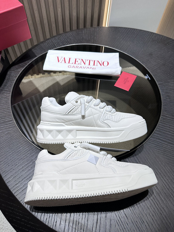 valentino sneaker