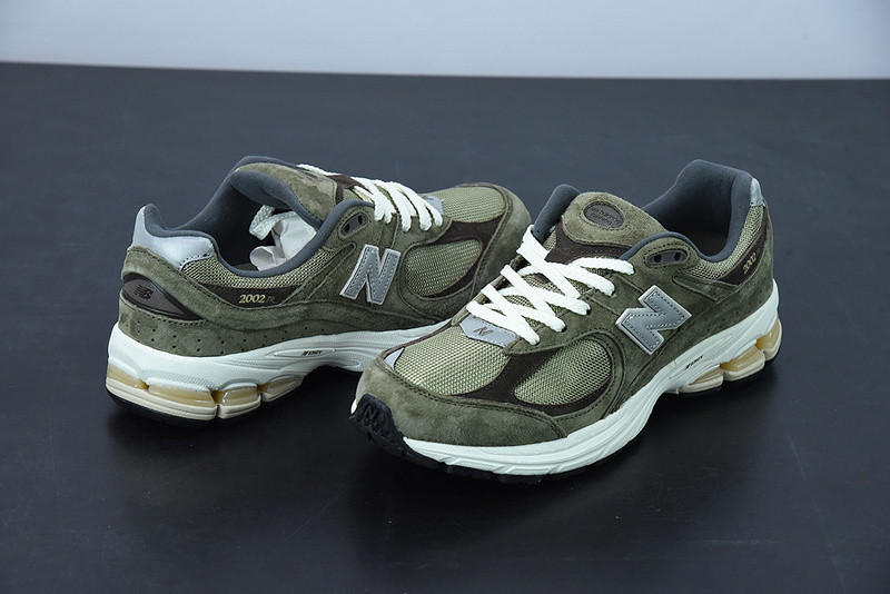 new balance sneaker