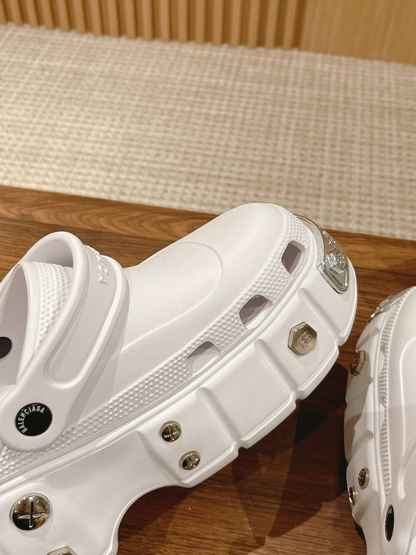 Cr*0*s x ba*len*cia*ga hardCr*0*s sandal