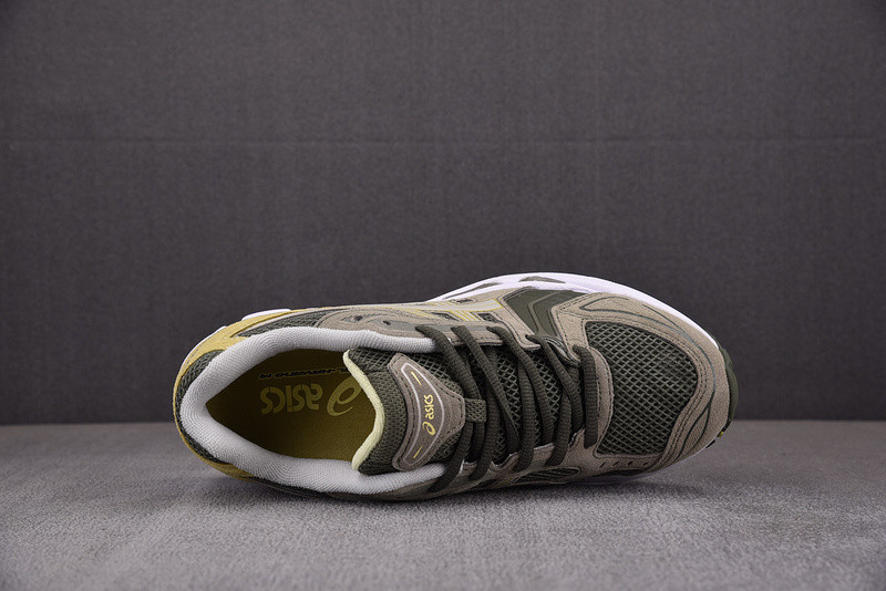 As*ic*s gel kayano 14 