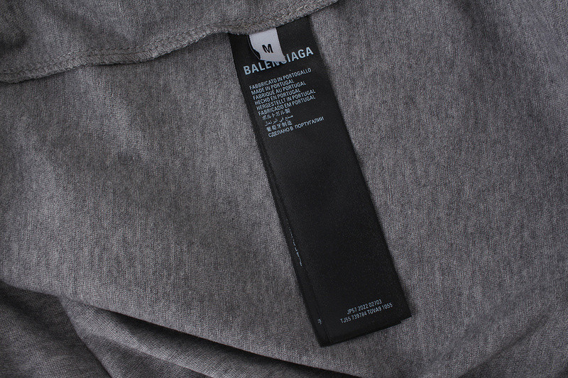 Ba*len*cia*ga clothes