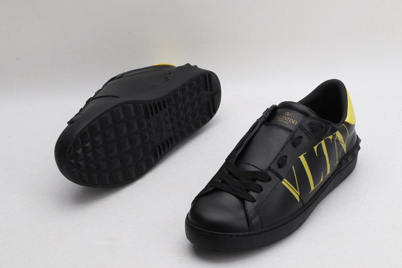 valentino garavani sneaker