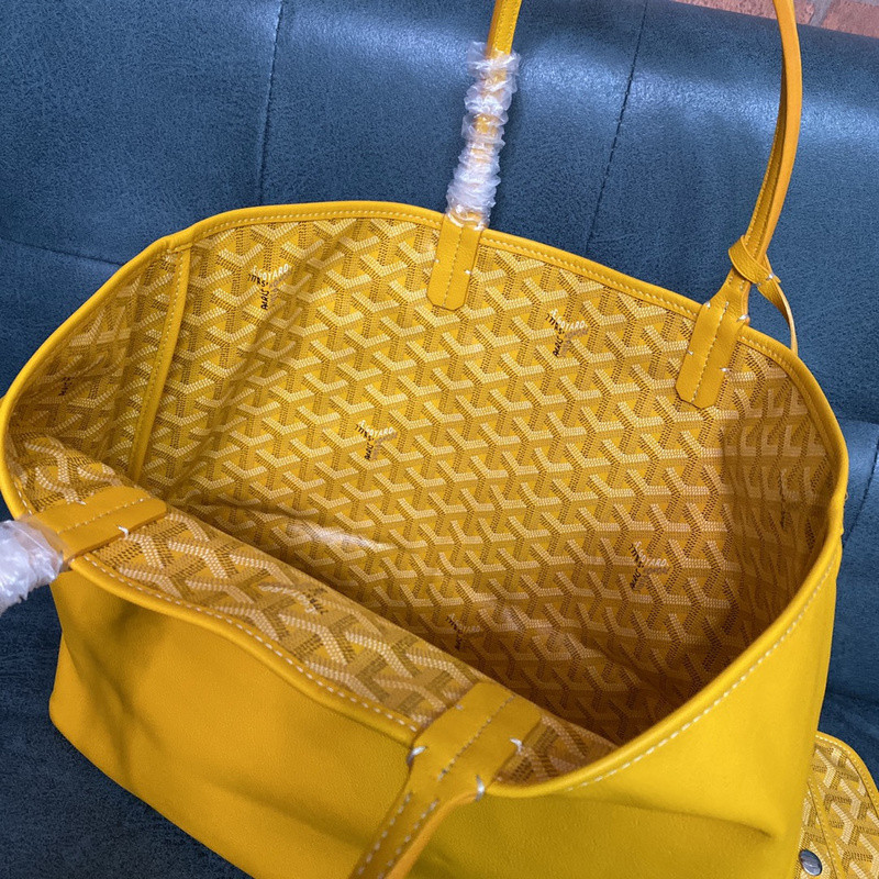 GOYARD PURSE