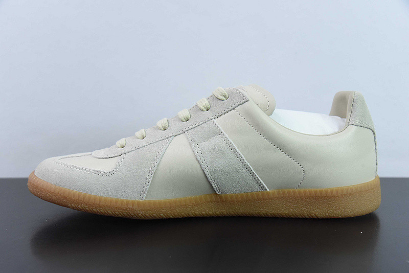 ma*s*n Ma*i*la sneaker