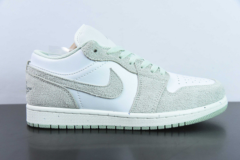 air jordan 1 low "light green" fn5214-131