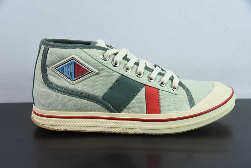 BOTTEGA VENETA Sneaker