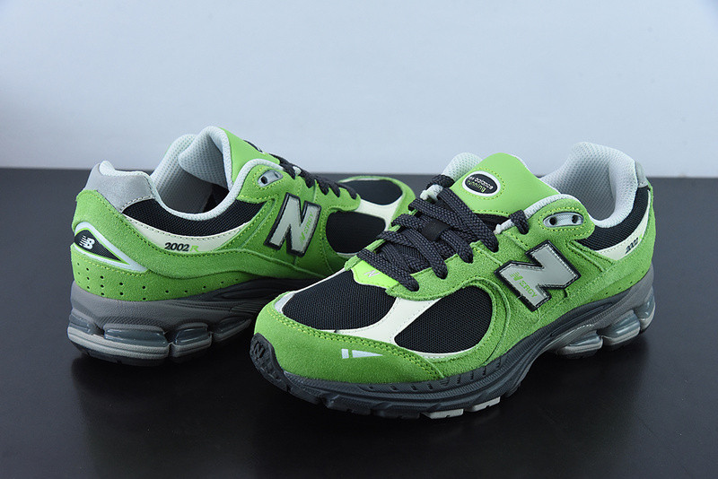 new balance sneaker