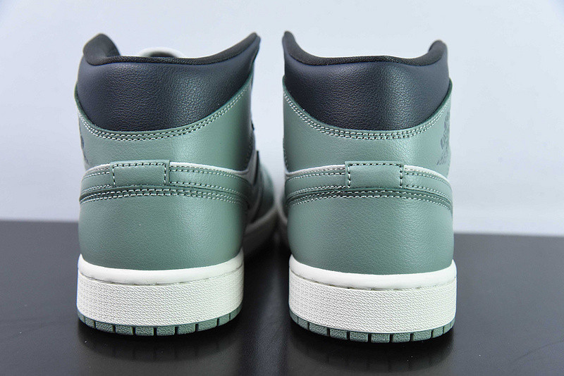 air jordan 1 mid "jade smoke" bq6472-130