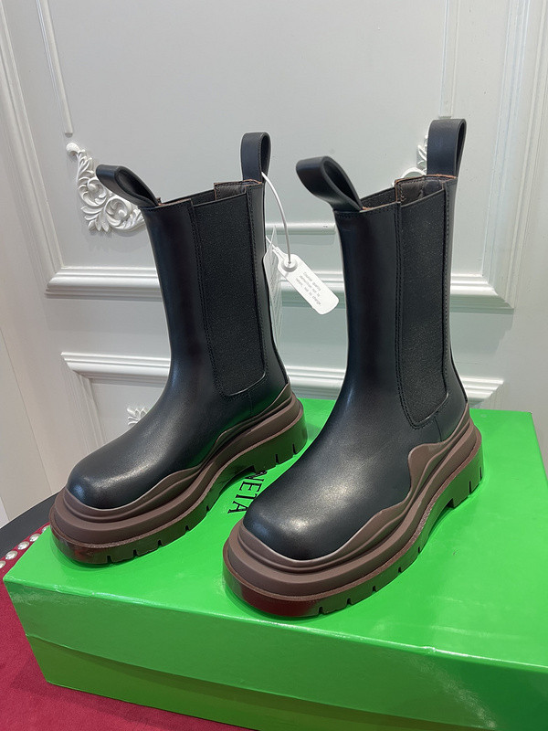 Bo*te*ga ve*ne*ta sneaker