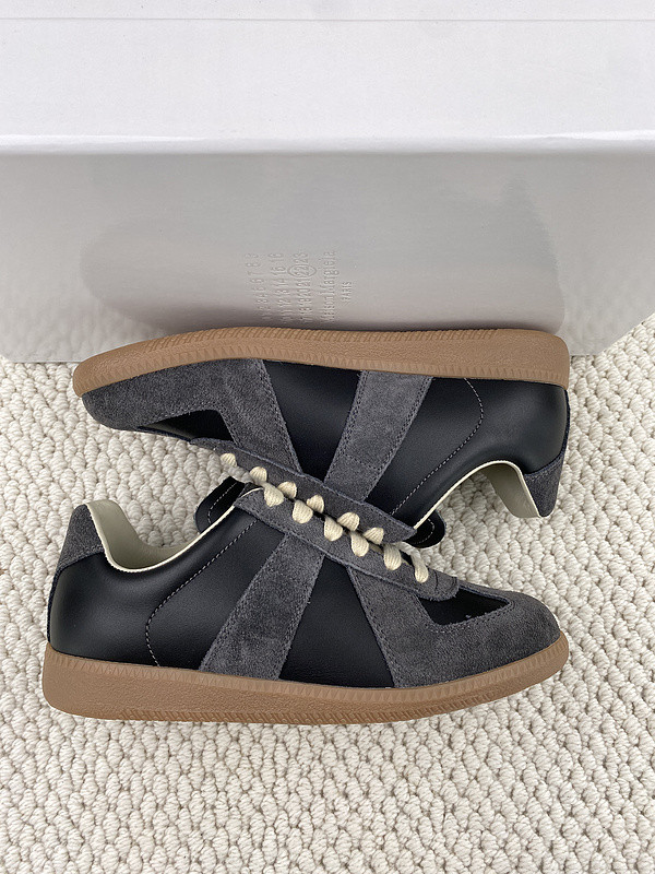 ma*s*n Ma*i*la sneaker