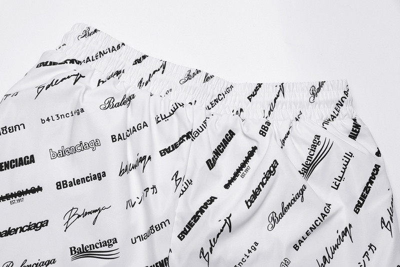 Ba*len*cia*ga clothes