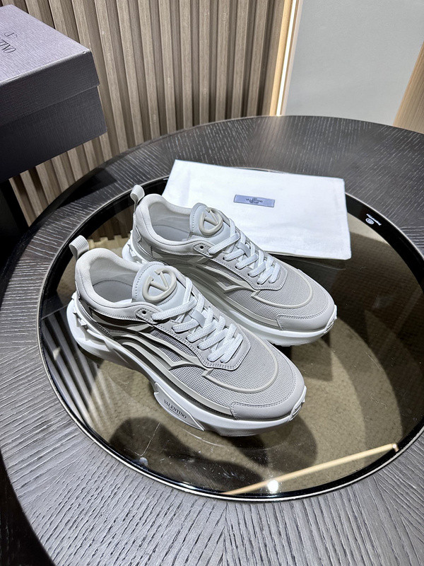 valentino sneaker