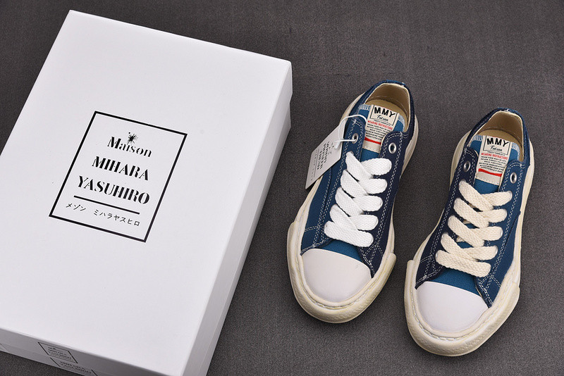 Ma*s*n mihara yasuhiro sneaker