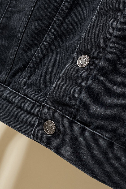 Ba*len*cia*ga clothes