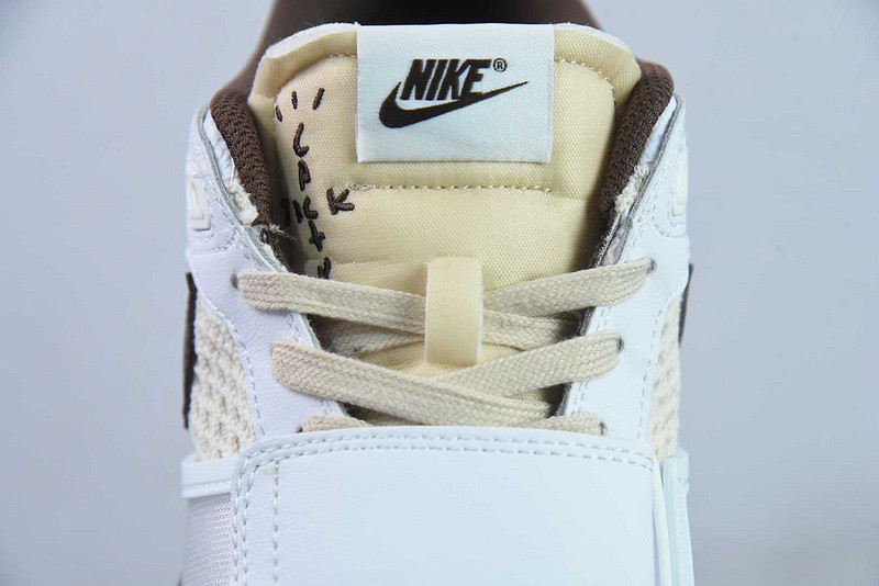 Travis Scott x Nike Zoom Field Jaxx “Light Chocolate” HQ3073-100