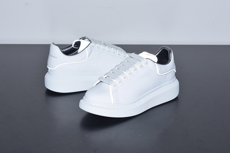 alexer mceen sneakers