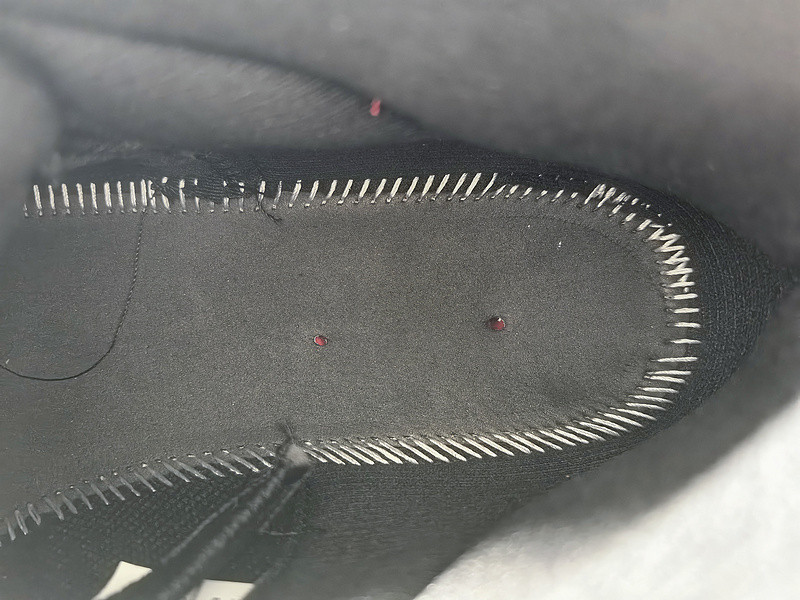 Air Jordan 11 Retro “Red Black” CT8012-600