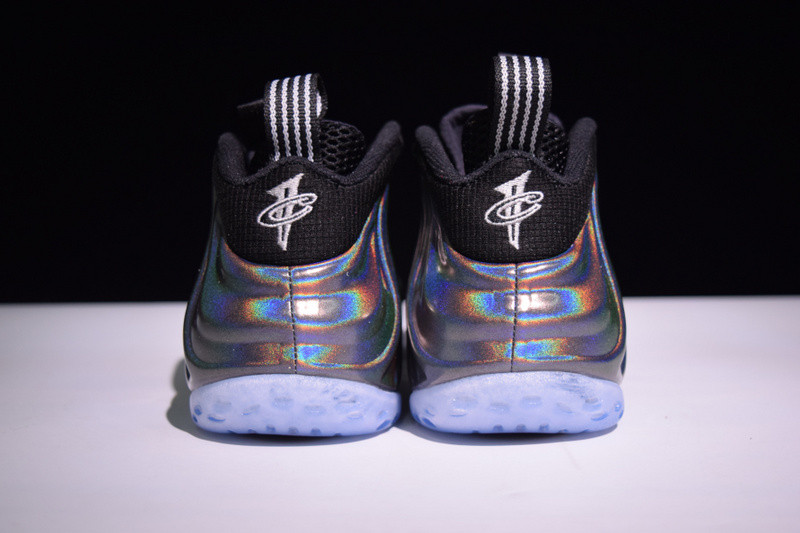 nike air foamposite one "hologram" 314996-900