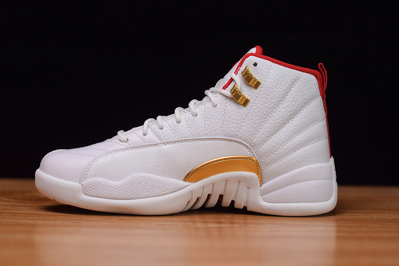 air jordan 12 fiba white university red 130690-107