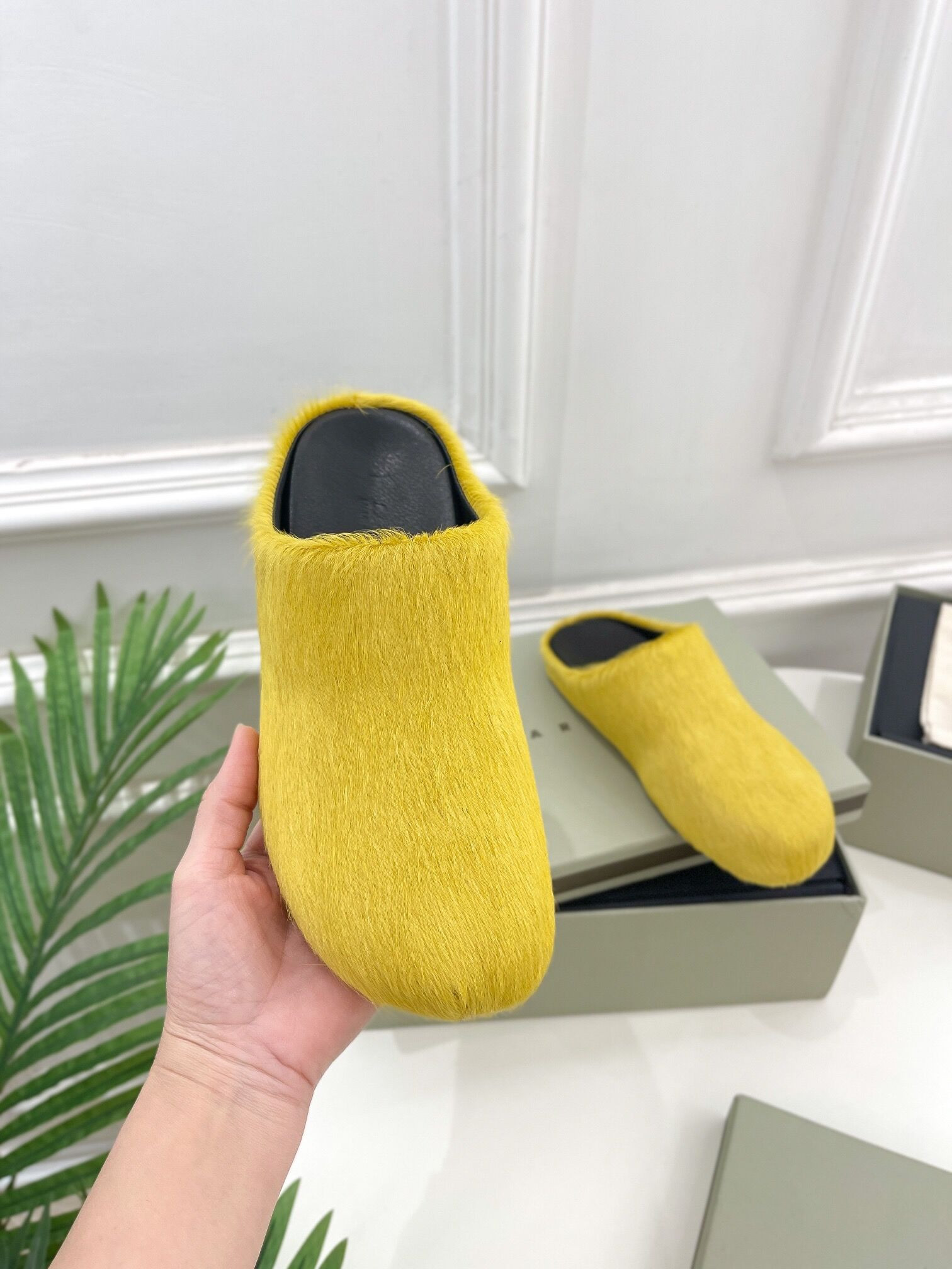marni calf hair slippers-yellow